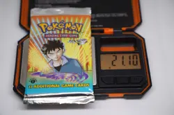 21.10g Pokemon TCG Gym Heroes 1st Edition Booster Pack Brock WOTC 1999 SEALED - Image 1