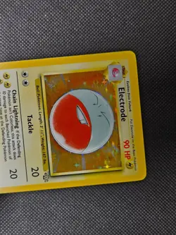 Pokemon TCG Electrode 2/64 Jungle Unlimited Rare Holo Vintage Card - Image 2