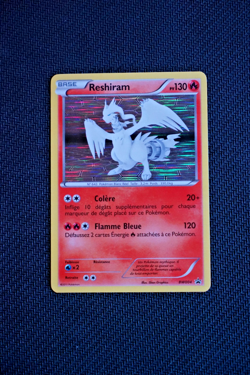 Carte Pokemon Reshiram Holo BW004 Promo Noir et Blanc FR EXC - Image 1