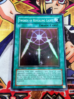 Swords of Revealing Light lob-e081 1st Edition (HP) Super Rare Yu-Gi-Oh! - Image 1
