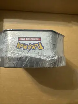 Pokemon TCG 25th Anniversary Celebrations Booster Pack Tin Charizard V Sealed - Image 3