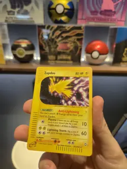 Pokemon TCG Zapdos Aquapolis H32/H32 Holo Rare LP/MP - Image 2