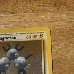 Magneton 9/102 Pokemon Card Holo WOTC Base Set - Image 3