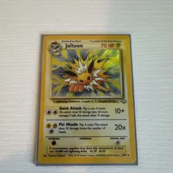 Jolteon 1st Edition Holo Rare Jungle 4/64 WOTC Vintage Pokemon - Image 1