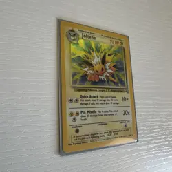 Jolteon 1st Edition Holo Rare Jungle 4/64 WOTC Vintage Pokemon - Image 2