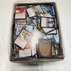 Unsorted Magic: The Gathering TCG and CCG Trading Cards (2000 Plus Cards) - Image 2