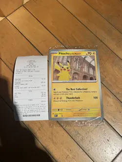 Pokemon x National History Museum Pikachu Jumbo Promo Card & Plush - Image 3