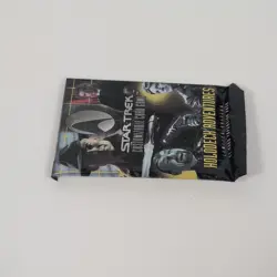 Star Trek Holodeck Adventures Limited Edition 11 Card Booster Pack - Image 2