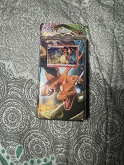 Pokemon Sword and Shield Vivid Voltage Cracked Ice Charizard Theme Deck SEALED - Image 3
