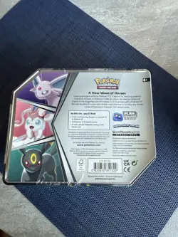 Pokemon TCG Heroes Tin Umbreon V and Espeon V Promos Box Sealed - Image 3