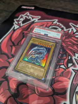 Yu-Gi-Oh! Blue-Eyes White Dragon 2002 SDK-001 PSA 9 - Image 2