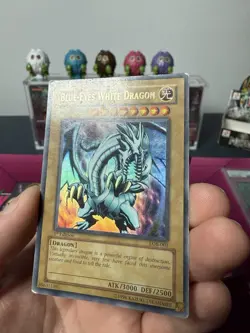 Blue-Eyes White Dragon LOB-001 The Legend of Blue Eyes White Dragon 1st Edition - Image 2