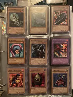Yugioh - Legend of Blue-Eyes White Dragon Set, LOB-001, LOB-005 - Image 2