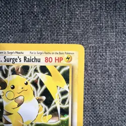 2000 POKEMON GYM CHALLENGE 1ST EDITION #11/132 LT. SURGE'S RAICHU HOLO - Image 3