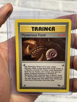Mysterious Fossil 62/62 Fossil Trainer Pokemon Card NM/MT Vintage Nintendo TCG - Image 1