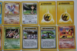 NINTENDO POKEMON TRADING CARD TCG LOTE 26 CARTAS NEO GENESIS EN ESPANOL Y INGLES - Image 3