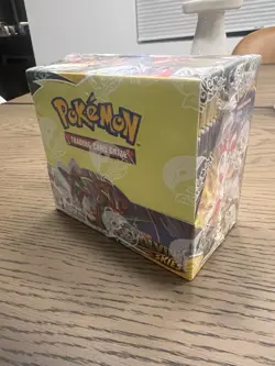 Pokemon TCG Sword & Shield Evolving Skies Booster Box Factory Sealed - Image 4