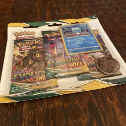 Pokemon TCG Sword & Shield Evolving Skies 3 Pack Blister + Eiscue Promo Card - Image 3