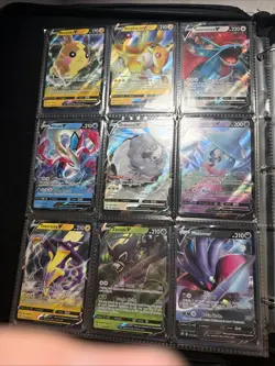 Pokemon TCG Collection/binder - Image 3