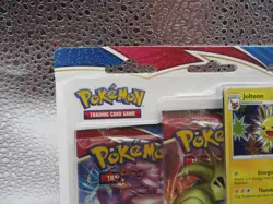 Pokemon TCG: Sword & Shield Battle Styles Blister Pack with 3 Booster NEW 820650808227 - Image 2