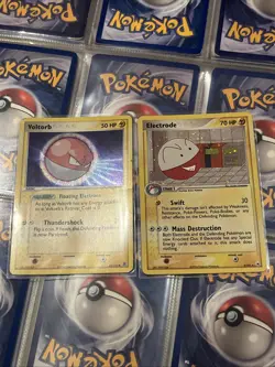 Pokemon TCG Electrode EX Hidden Legends 5/101 Holo Rare & Voltorb 85/112 Holo - Image 1