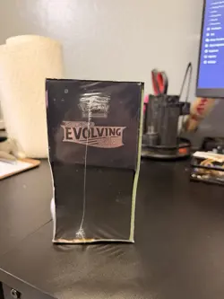 Pokemon TCG Sword & Shield Evolving Skies Etb Sealed With Slight Tear On Right 820650808944 - Image 2