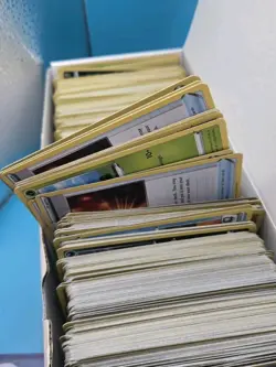 4lbs Of Pokemon Cards 2020-2023 Holos Rares Uncommon Common All Valued Un... - Image 4