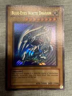 Yu-Gi-Oh! Blue-Eyes White Dragon SDK-001 Holo Ultra Rare Starter Deck Kaiba - Image 1