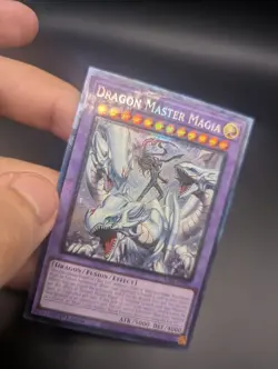 Yu-Gi-Oh! Dragon Master Magia PCR RA04-EN055 Prismatic Collector's Rare - Image 3