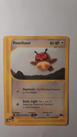 Hoothoot 65/144 Non-Holo Skyridge Pokemon Card - Image 1