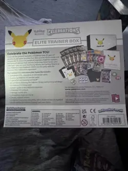 Pokemon TCG: 25th Anniversary Celebrations Elite Trainer Box (2021) 820650809439 - Image 3