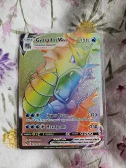 Pokemon Card Gyarados VMAX 207/203 Evolving Skies Secret Rare Near Mint - Image 1