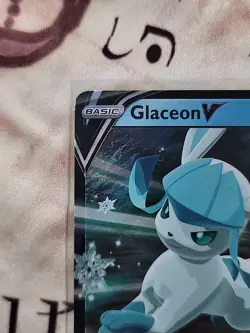 Glaceon V - (Holiday Calendar) 040/203 Miscellaneous Cards & Products Holo - Image 2