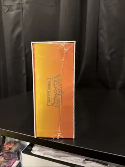Pokemon TCG Sword and Shield Ultra Premium Collection Charizard Box 820650871115 - Image 2
