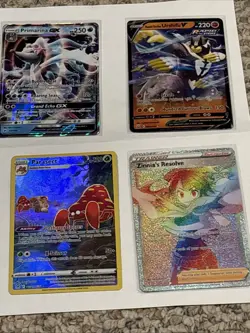 4 Random Pokemon Cards - Image 1