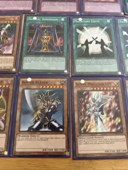 Lot 20 DARK MAGICIAN GIRL Yu-Gi-Oh 1st Editions 1996 + Spell & Trap Cards Blast - Image 3