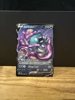 Pokemon TCG Garbodor V Evolving Skies 100/203 Holo Ultra Rare - Image 1