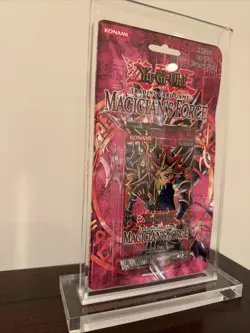 2003 Yu-Gi-Oh Magician's Force Blister Pack Booster Unlimited Edition Sealed - Image 2