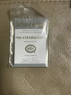 Pokemon Special Edition 23 karat Gold Plated Trading Card / #06 Charizard - Image 4