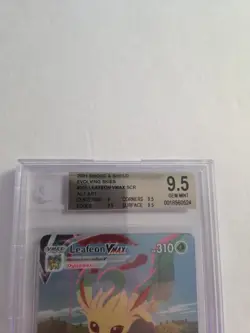 Leafeon Vmax 205/203 Beckett BGS 9.5 Gem Mint 2021 Evolving Skies Pokemon 205 - Image 2