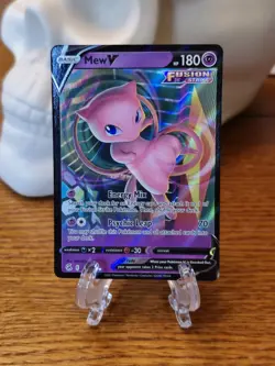 Pokemon TCG Mew V Fusion Strike 113/264 Holo Ultra Rare - Image 1