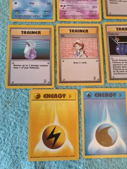BASE SET 2 BUNDLE OF POKEMON CARDS - Image 4