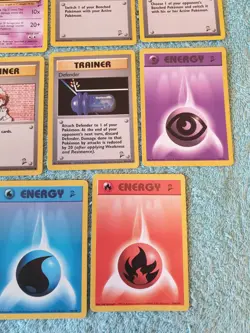 BASE SET 2 BUNDLE OF POKEMON CARDS - Image 5
