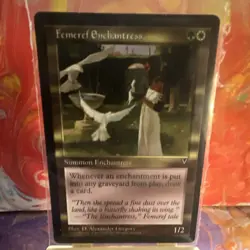 Wizards of the Coast MTG Femeref Enchantress Creature Card Green/White - Image 1