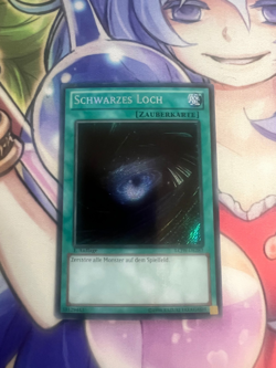 DARK HOLE GERMAN SECRET RARE 1ST LCJW-EN283 DE283 LIGHT PLAY YUGIOH - Image 1