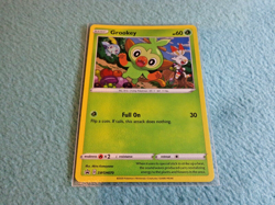 2020 POKEMON CARD GROOKEY HOLO BLACK STAR PROMO SWSH070 NEAR MINT. - Image 1