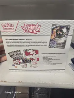 Pokemon Scarlet and Violet White Flare Elite Trainer Box ETB Sealed NEW IN BOX - Image 2