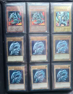 Yu-Gi-Oh Old School Blue Eyes White Dragon Binder Collection NO RESERVE READ - Image 2