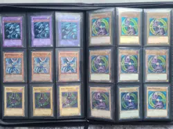 Yu-Gi-Oh Old School Blue Eyes White Dragon Binder Collection NO RESERVE READ - Image 4