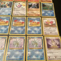 Pokemon Vintage Lot of 30 cards, base set, jungle, fossil, etc - Image 4